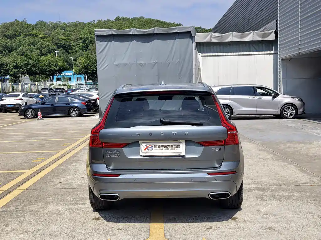 Volvo XC60 T5 4 WD Smart Ease CN-VI