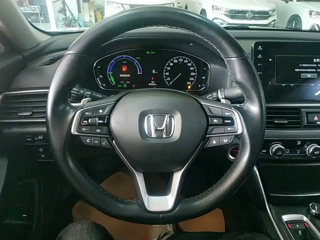 Accord Sharp· Hybrid 2.0 L Sharp Leading