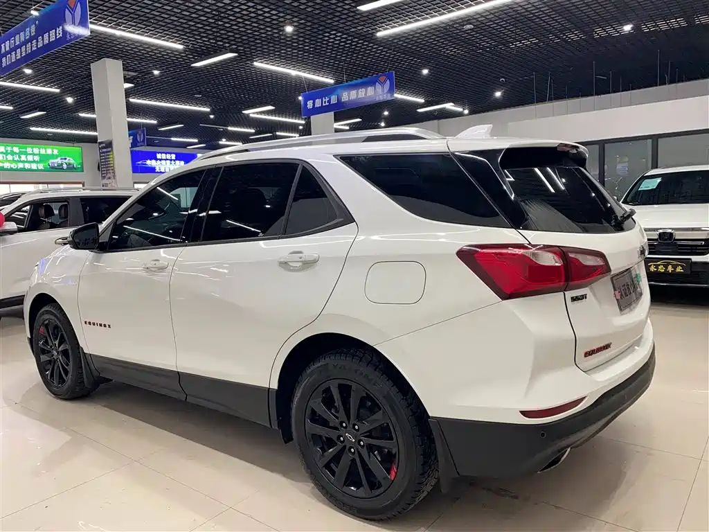 Equinox 探界者 2019款 Redline 550 T 自动四驱拓界版RS 国VI
