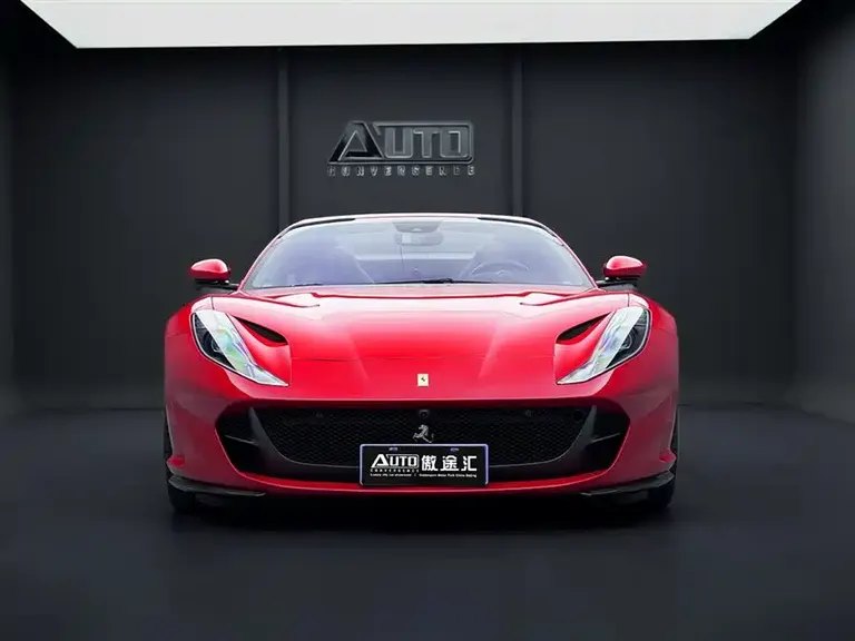 Ferrari 812 6.5 L GTS