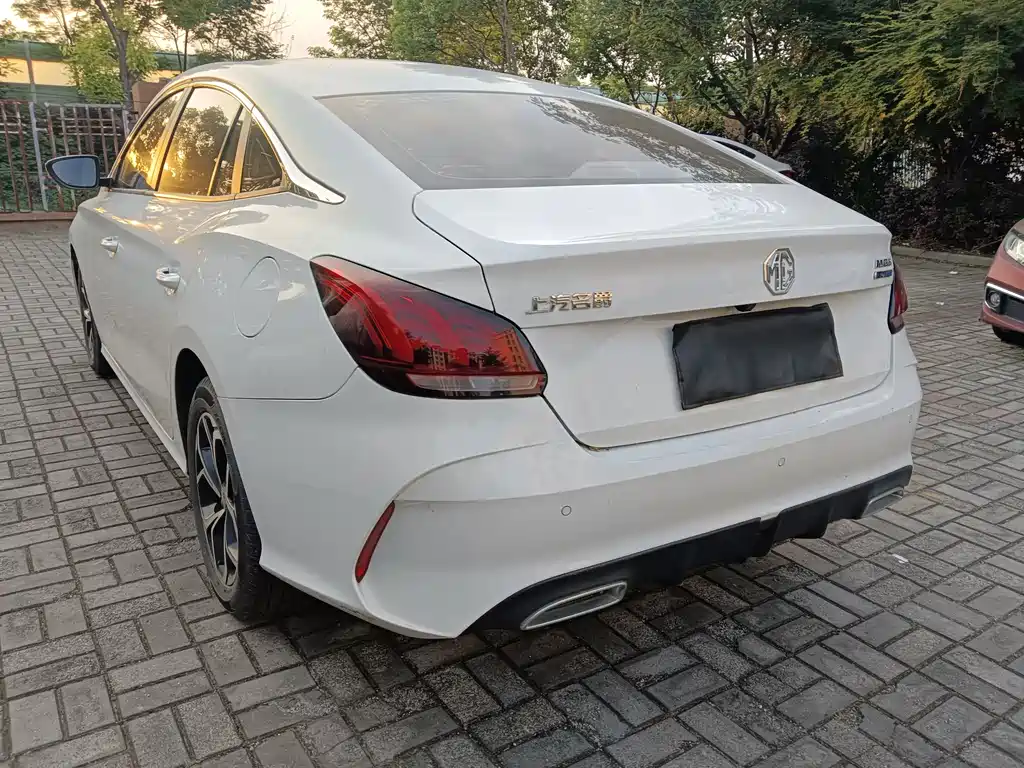 MG5 180 DVVT CVT Youth Style