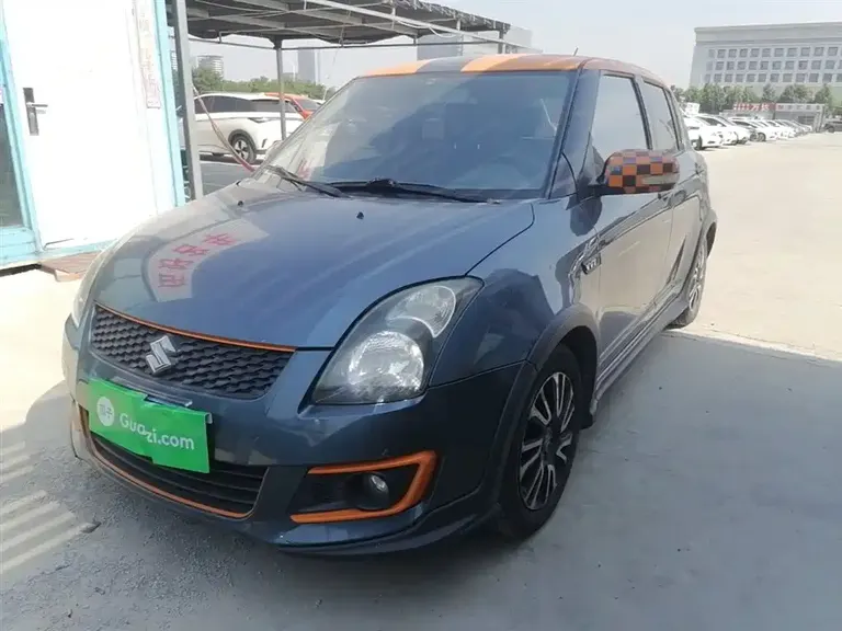 Suzuki Swift 1.5 L Auto Fashion Cool Play