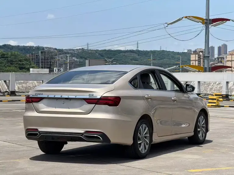 Geely Binrui 14 T CVT Colorful