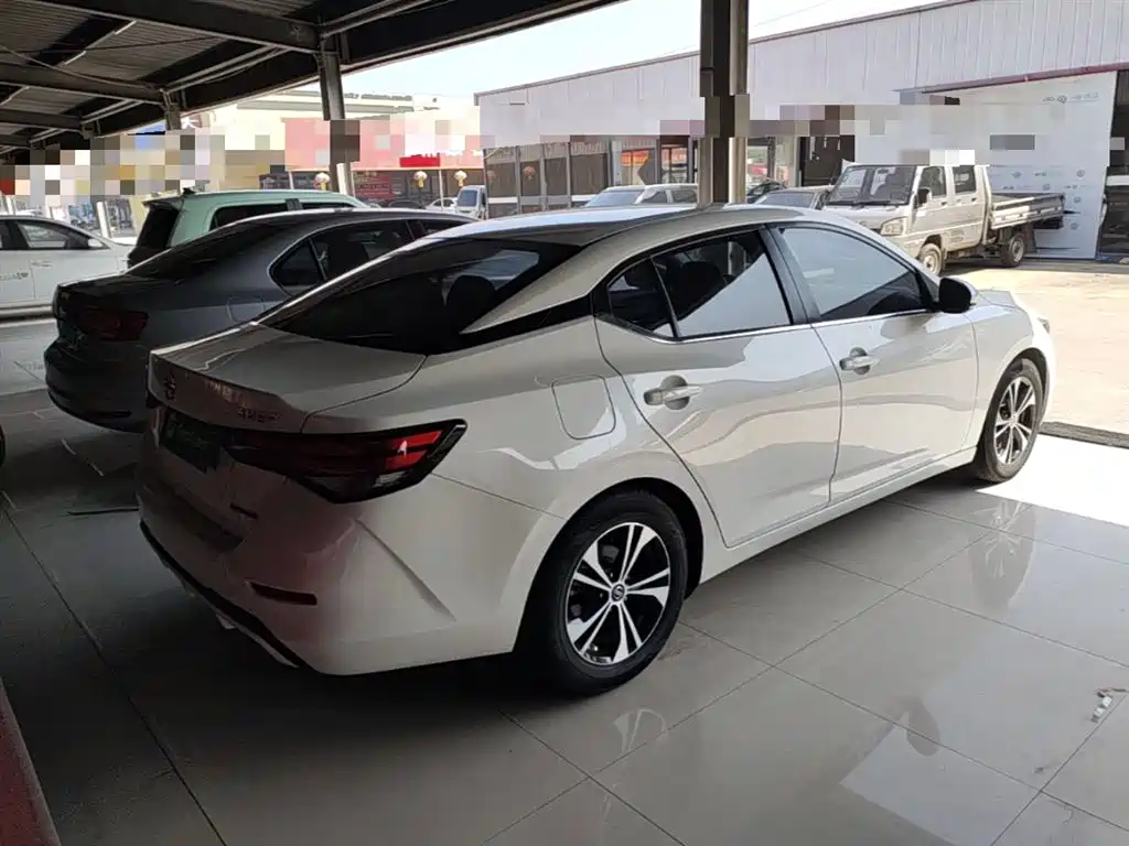 Sylphy 1.6 L XL CVT Joy