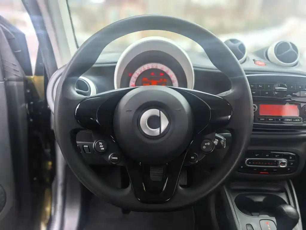 smart fortwo 1.0 L 52 kW Hardtop Agile CN-V