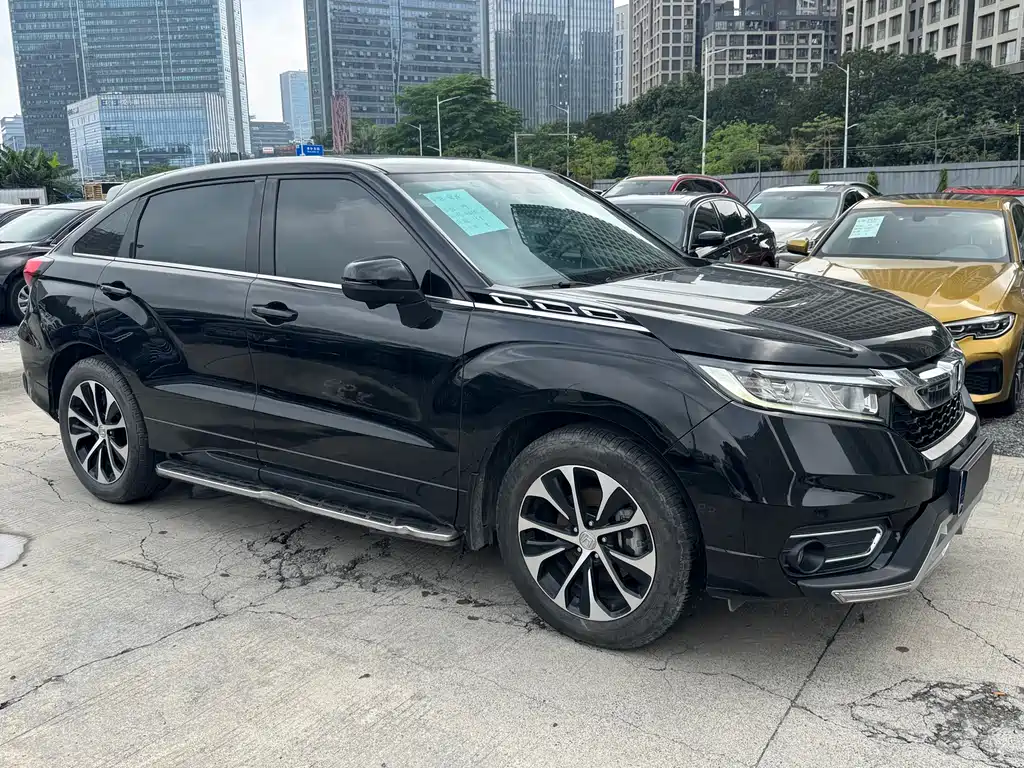 Avancier 240 TURBO 2 WD Luxury