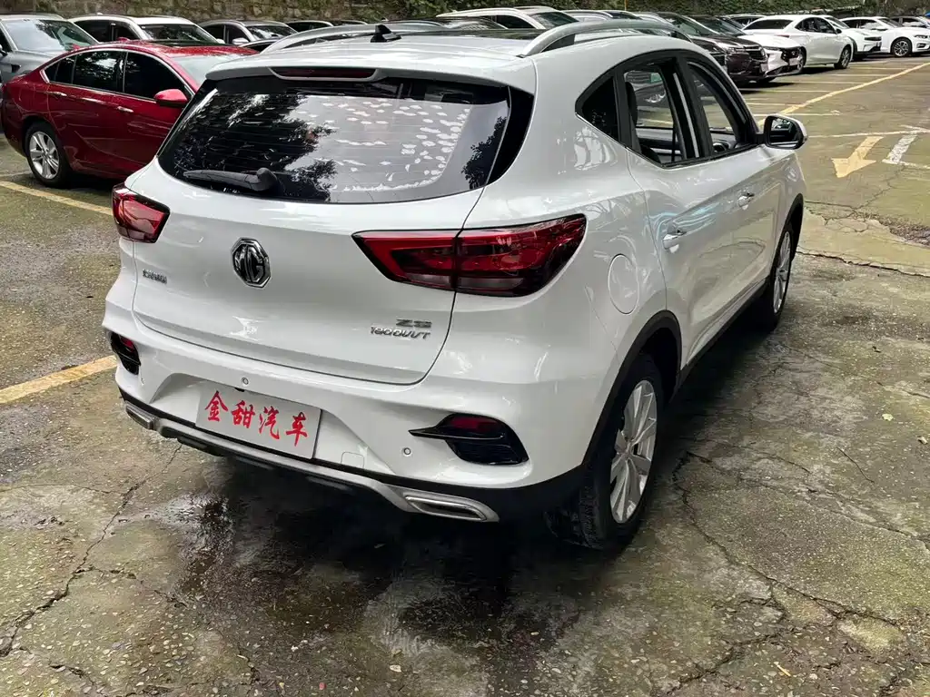MG ZS 180 DVVT Auto Lite