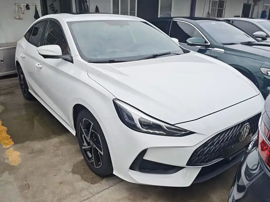 MG5 300 TGI DCT Youth Luxury Trend