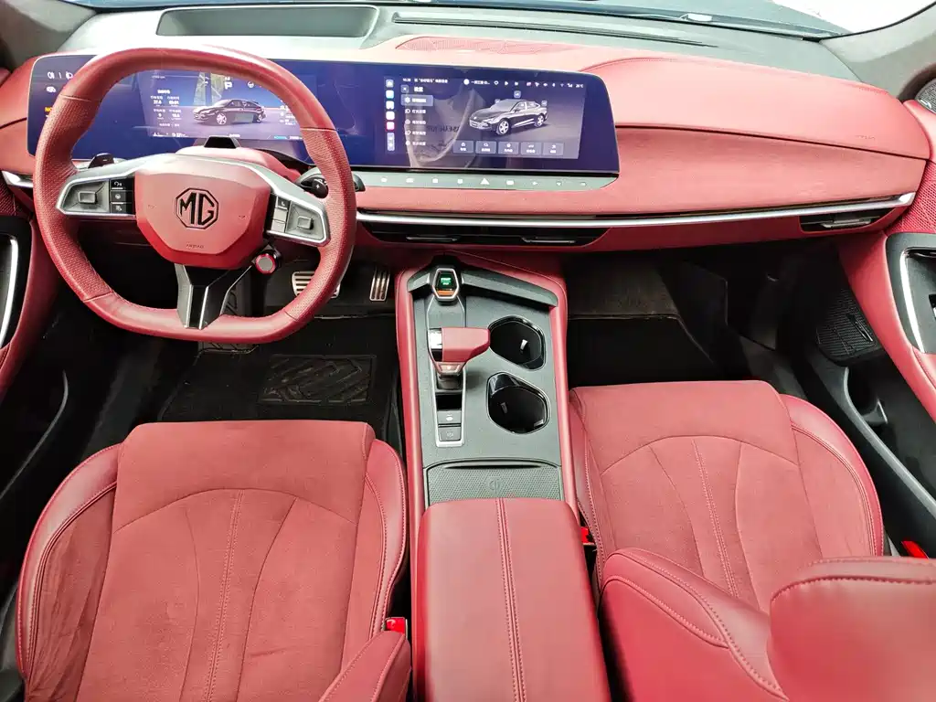 MG7 2.0 T Trophy+ Super Smart Drive