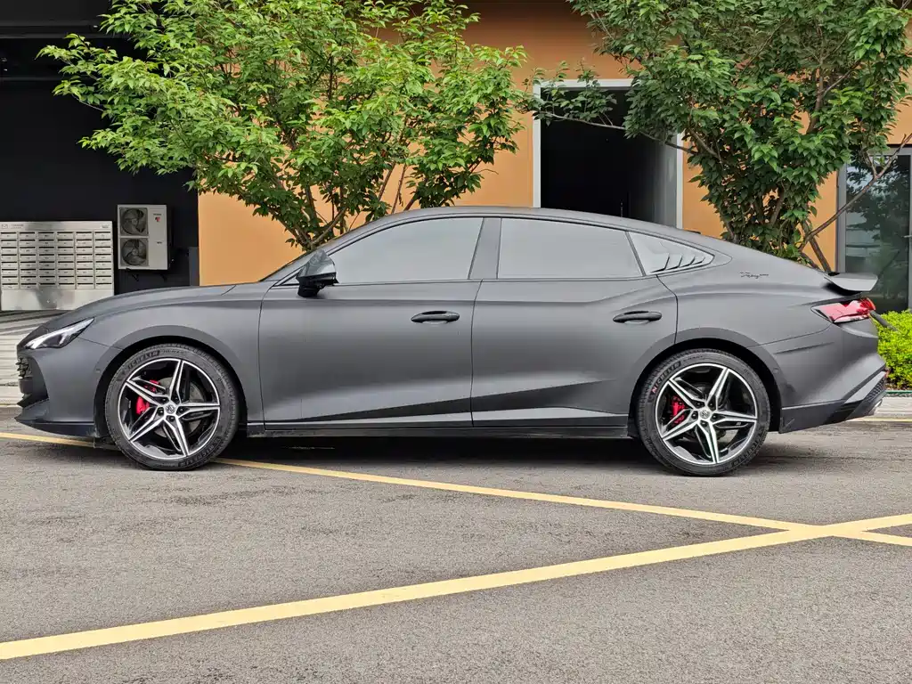 MG7 2.0 T Trophy+ Super Smart Drive