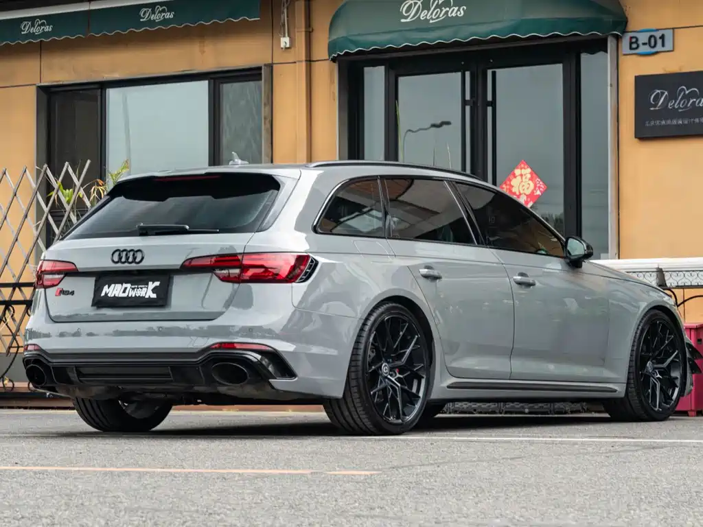 Audi RS 4 RS 4 2.9 T Avant