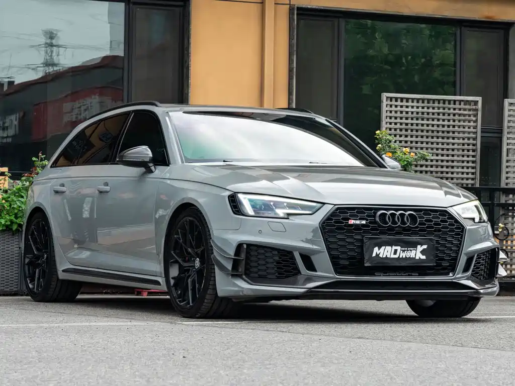 Audi RS 4 RS 4 2.9 T Avant