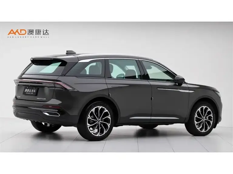 Lincoln Nautilus 航海家/2.0 T/23款/四驱尊睿版