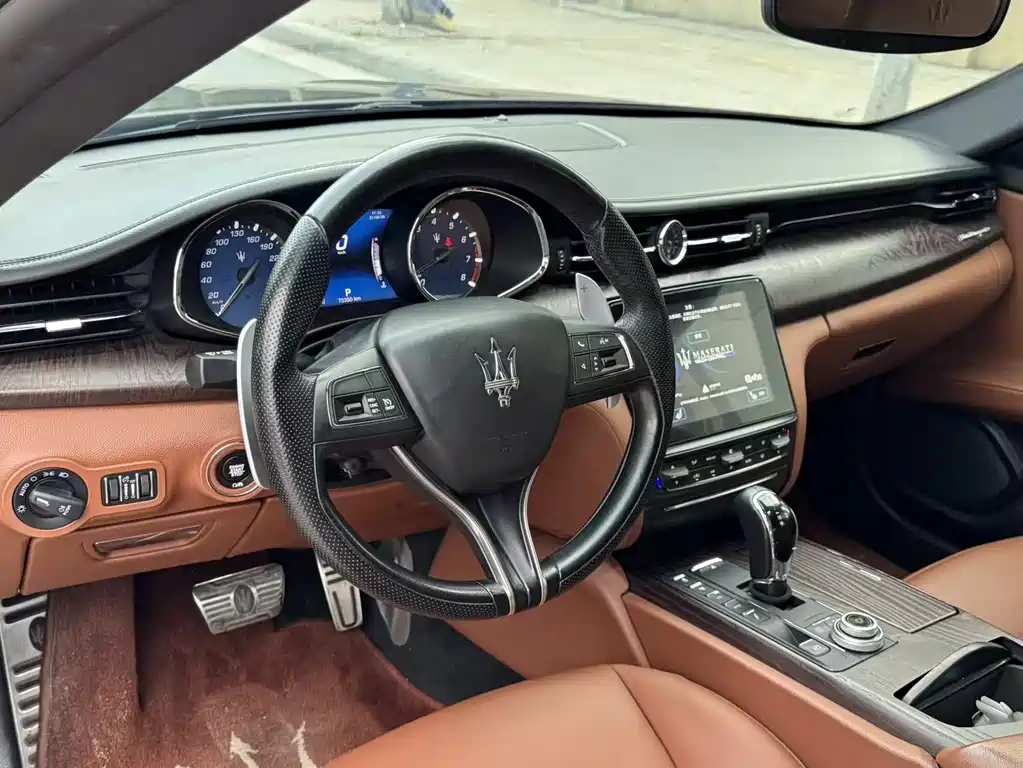 Quattroporte 3.0 T Luxury