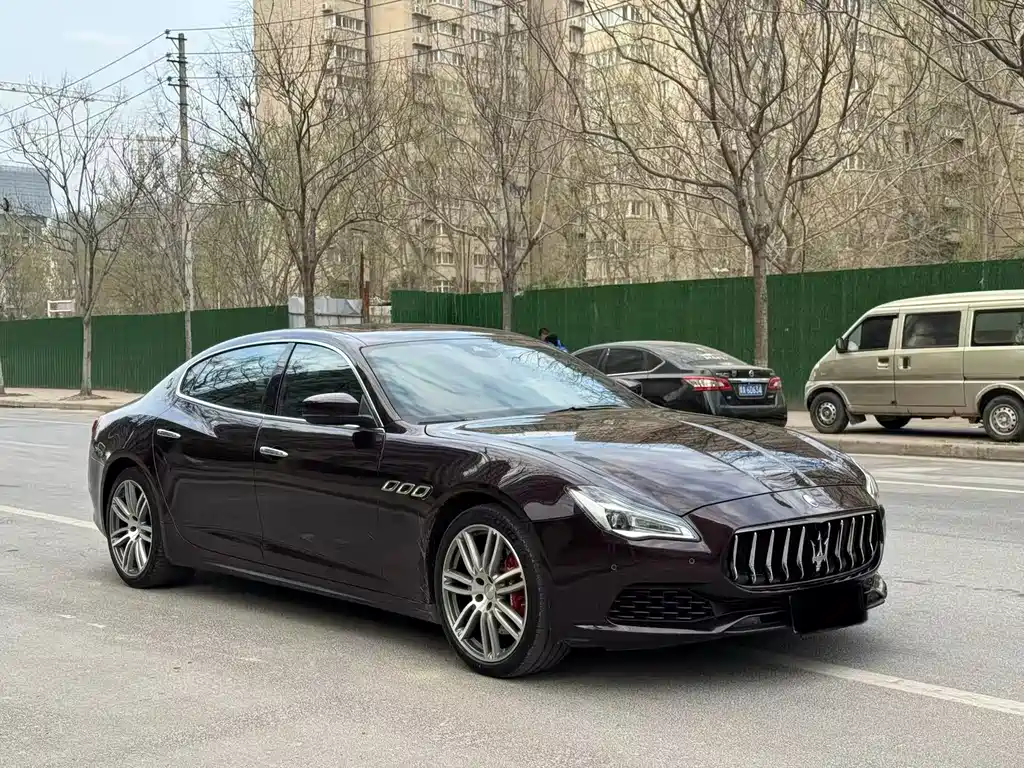Quattroporte 3.0 T Luxury