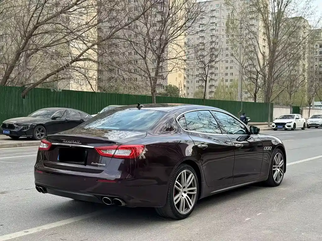 Quattroporte 3.0 T Luxury
