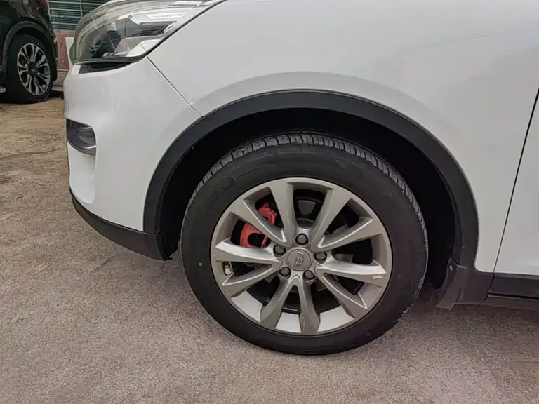 Geely Emgrand GS Sport 1.8 L Auto Leading Style