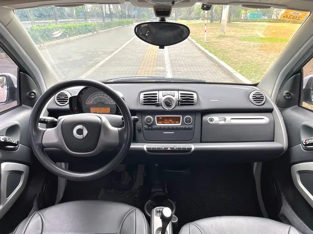 smart fortwo 1.0 MHD Hardtop New Year Special Edition