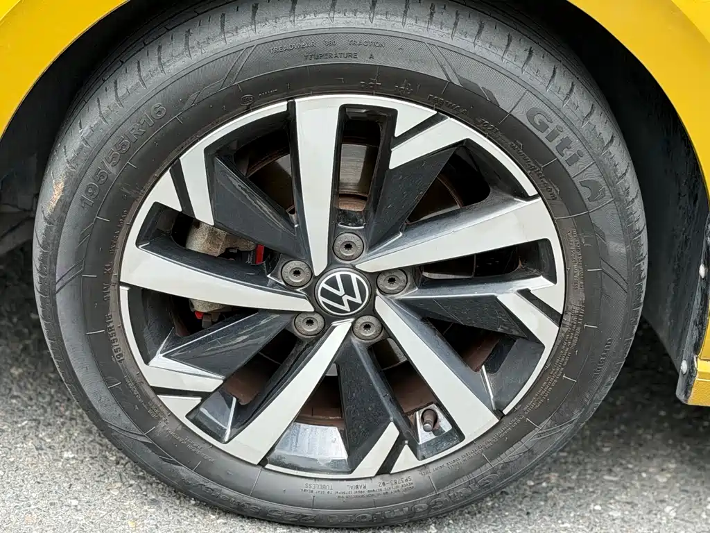 Polo Plus 1.5 L Auto Trend Cool Smart Supreme