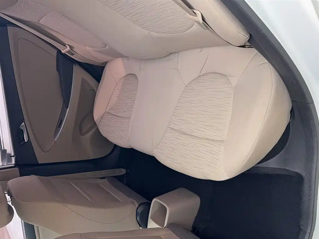 Accent 1.4 L Auto Intelligent GLS
