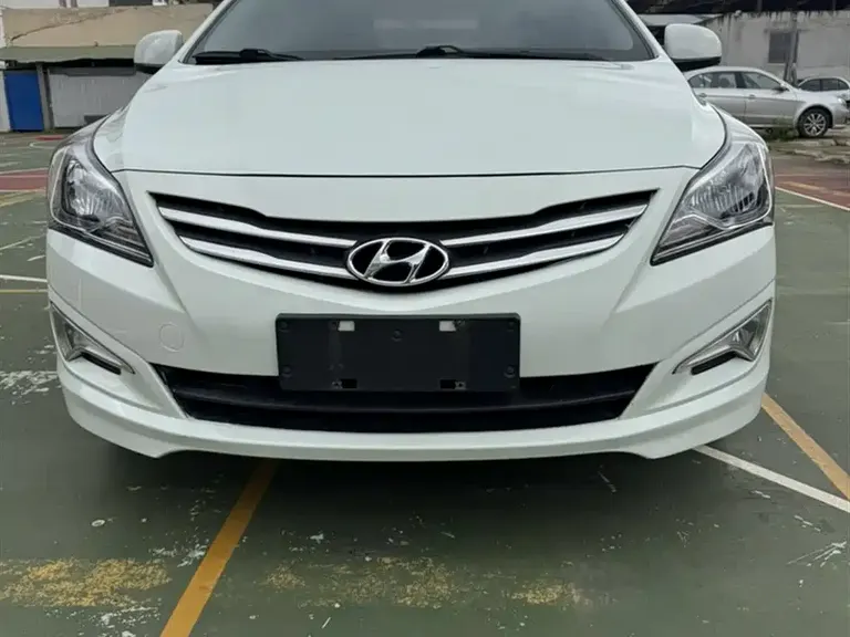 Hyundai Accent 1.4 L Auto Intelligent GLS