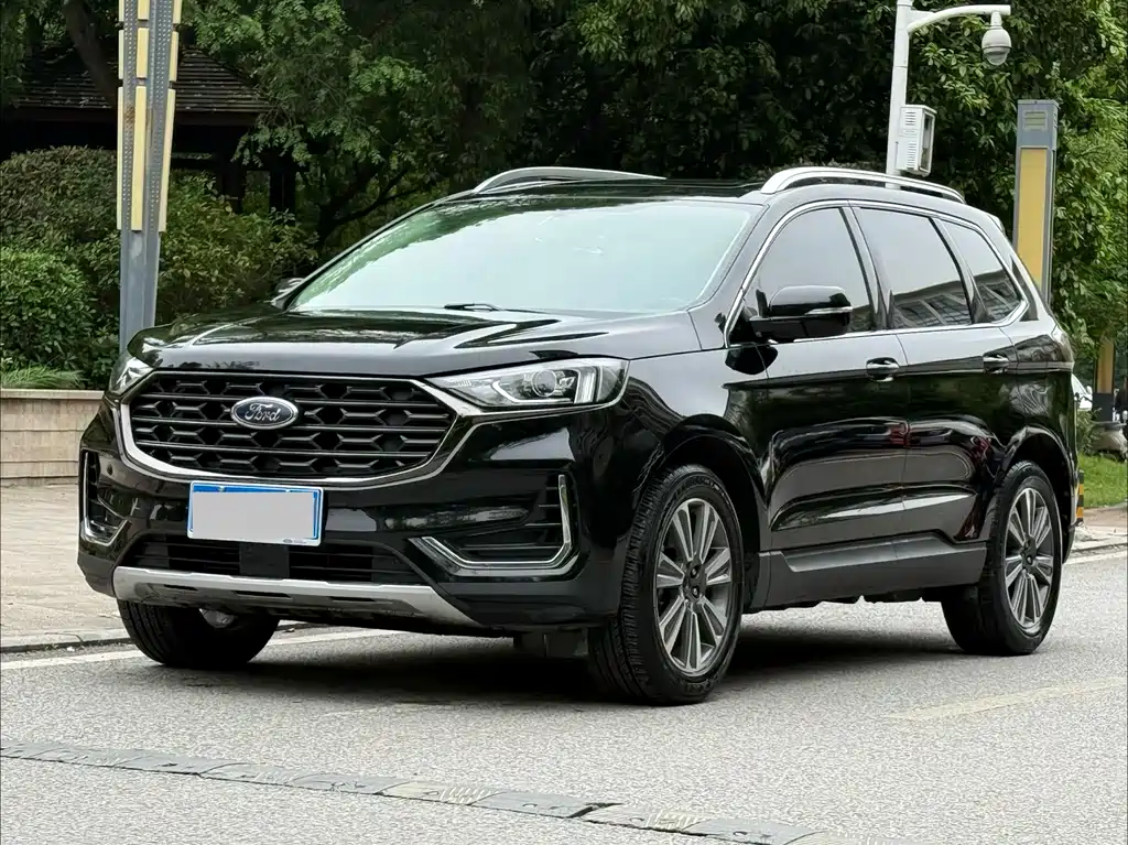 Edge PLUS EcoBoost 245 2 WD Platinum Sharp 5-seat