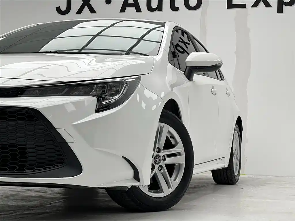 Levin Facelift TNGA 1.5 L CVT Progressive