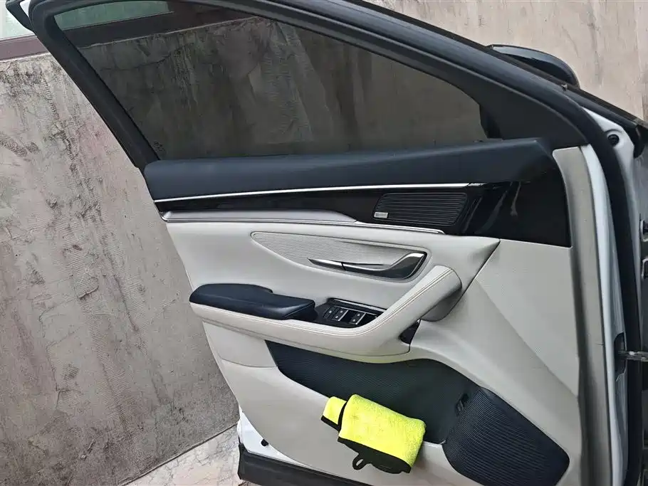Song PLUS NEV DM-i 110 KM Flagship PLUS