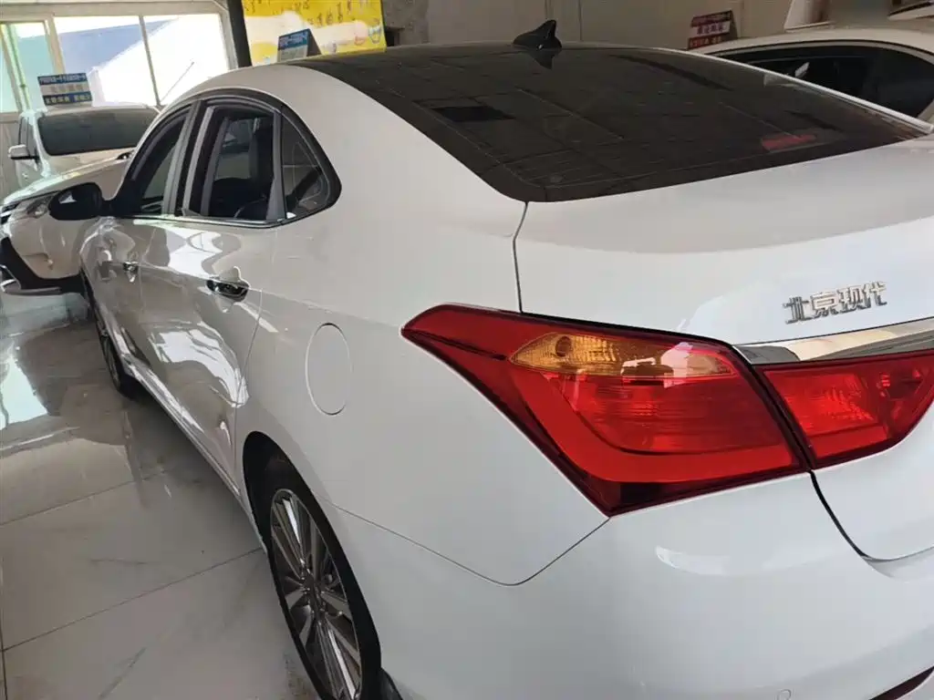 Mistra 1.8 L Auto Intelligent GLS CN-V