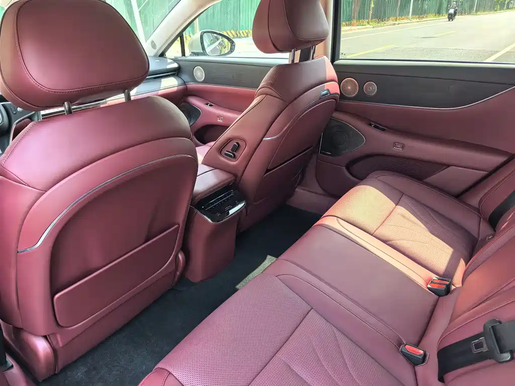 Voyah Zhuiguang L 4 WD Ultra