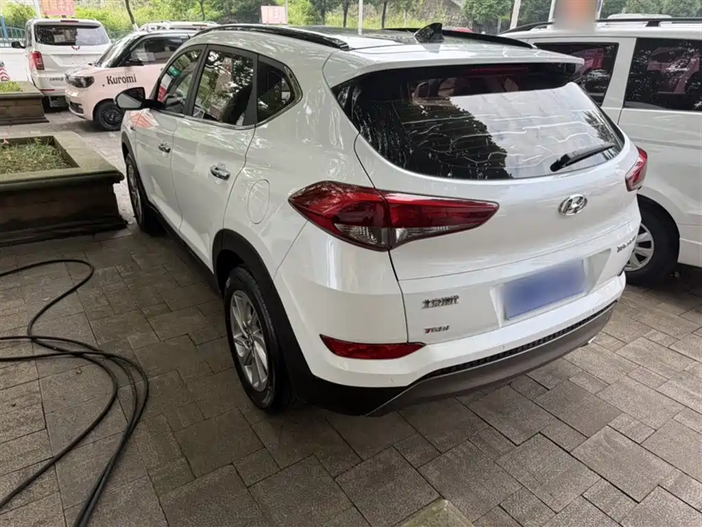 Tucson 1.6 T DCT 2 WD Intelligent