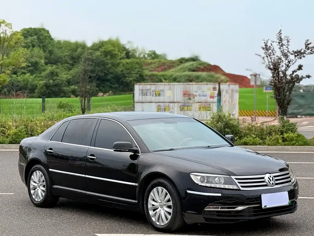 Phaeton 3.6 L V6 5-seat Extended Business