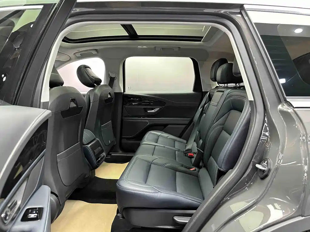 Nautilus 2.0 T 4 WD Comfort Supreme