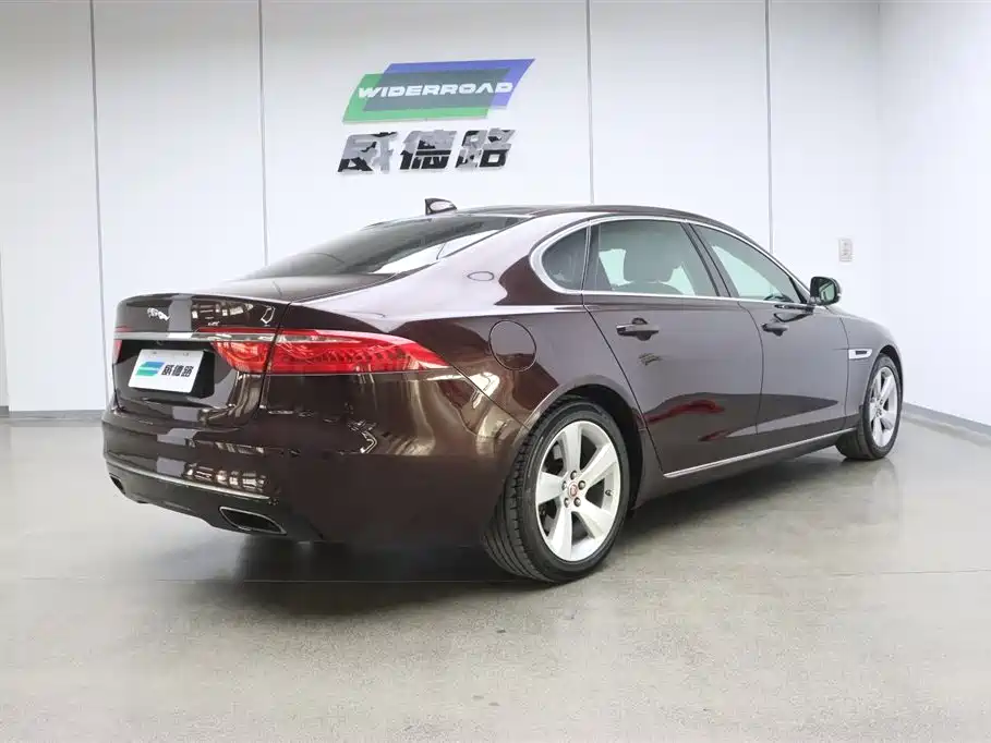 Jaguar XFL XFL 2.0 T 200 PS Elite