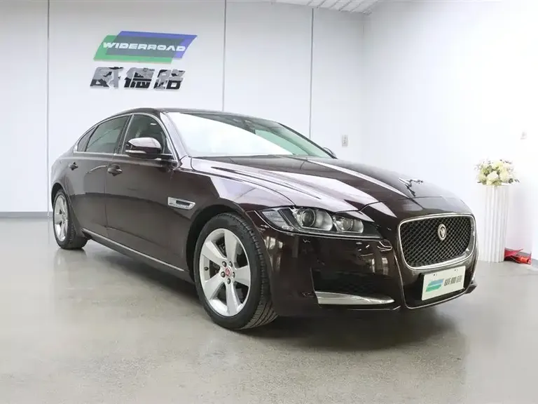Jaguar XFL XFL 2.0 T 200 PS Elite