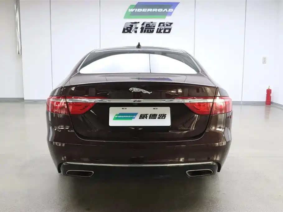 Jaguar XFL XFL 2.0 T 200 PS Elite