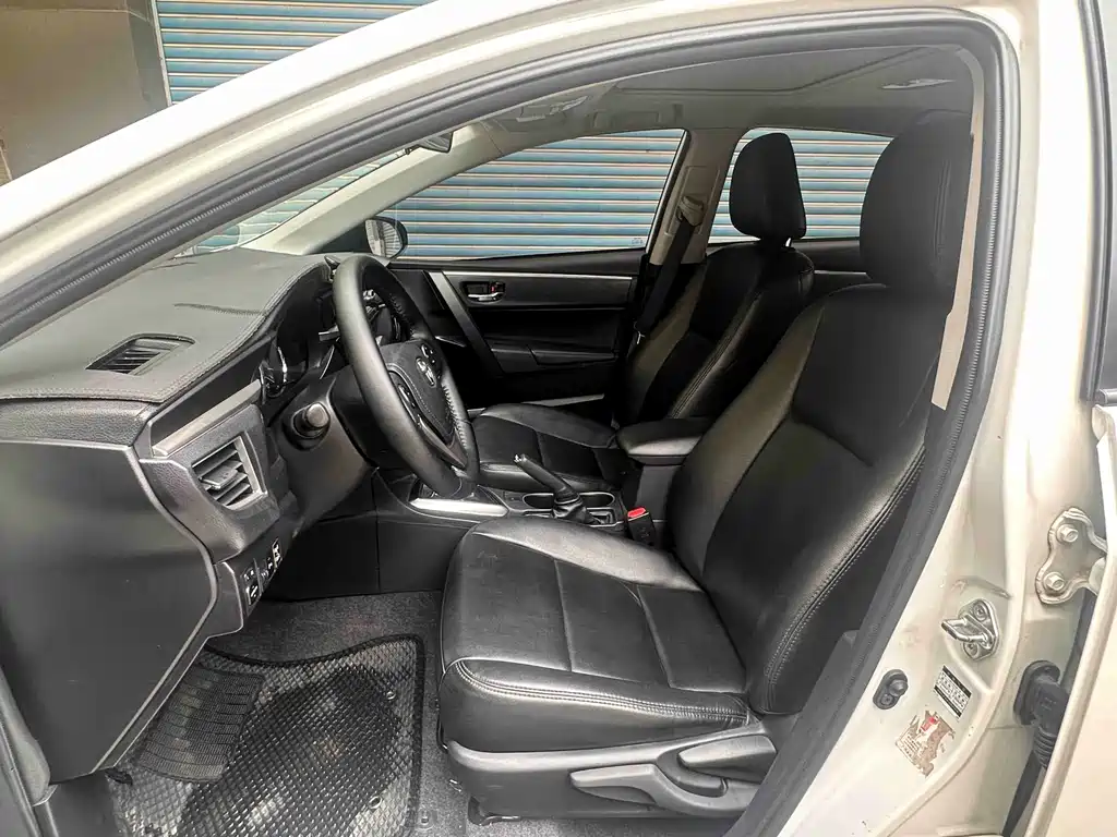 Levin 1.6 G CVT Elite