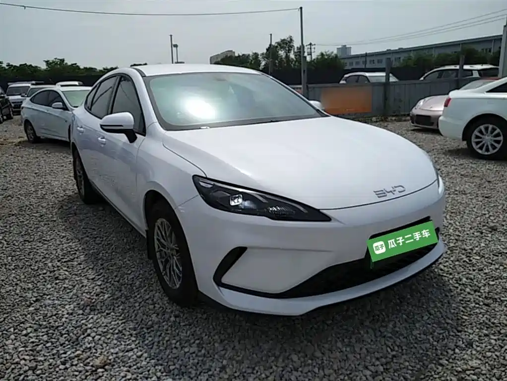 Seal 05 DM-i DM-i Smart Drive 55 KM Luxury