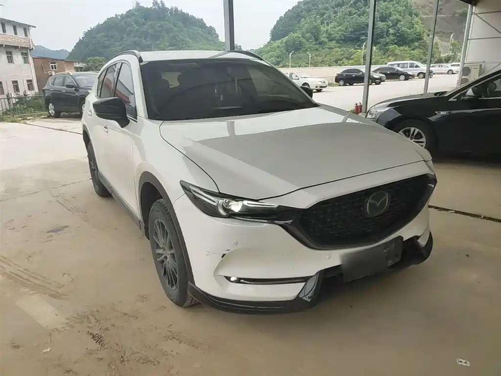 Mazda CX-5 2.0 L Auto 2 WD Black Knight