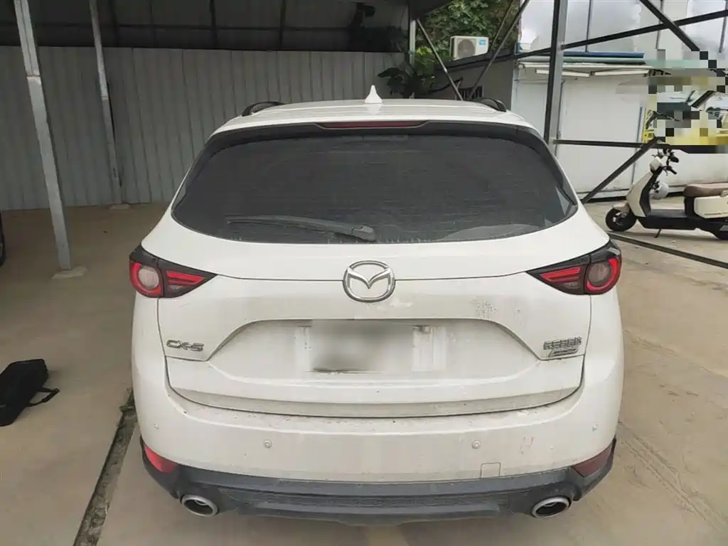 Mazda CX-5 2.0 L Auto 2 WD Black Knight