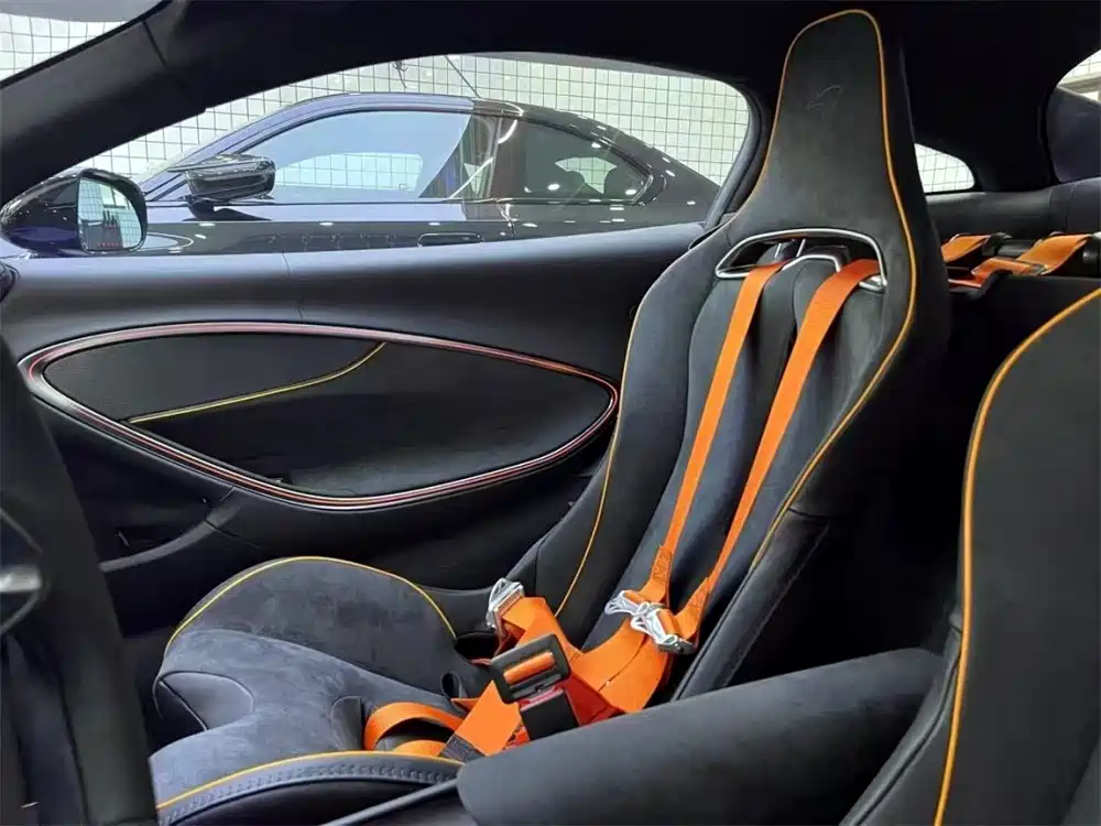 Artura 3.0 T Hybrid Coupe