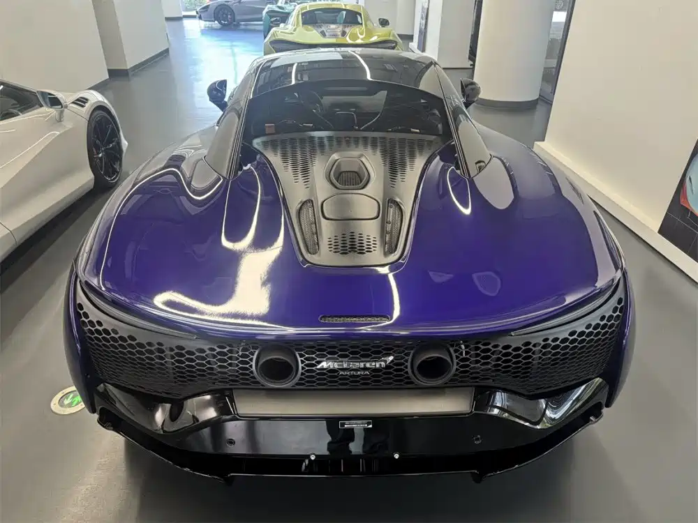 Artura 3.0 T Hybrid Coupe