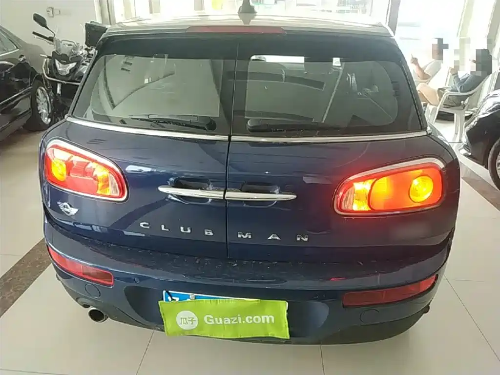 MINI CLUBMAN Facelift 1.5 T COOPER