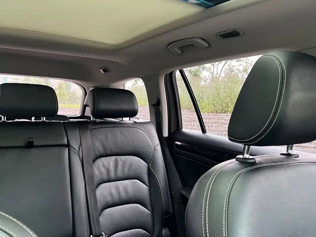 Kodiaq Facelift TSI330 7-seat 2 WD Luxury Enjoyment
