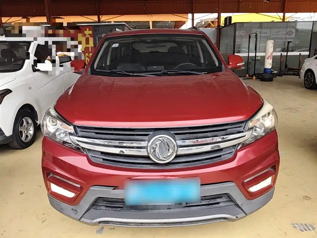 Fengguang S560 风光S560 2018款 1.8 L CVT精英型 7座