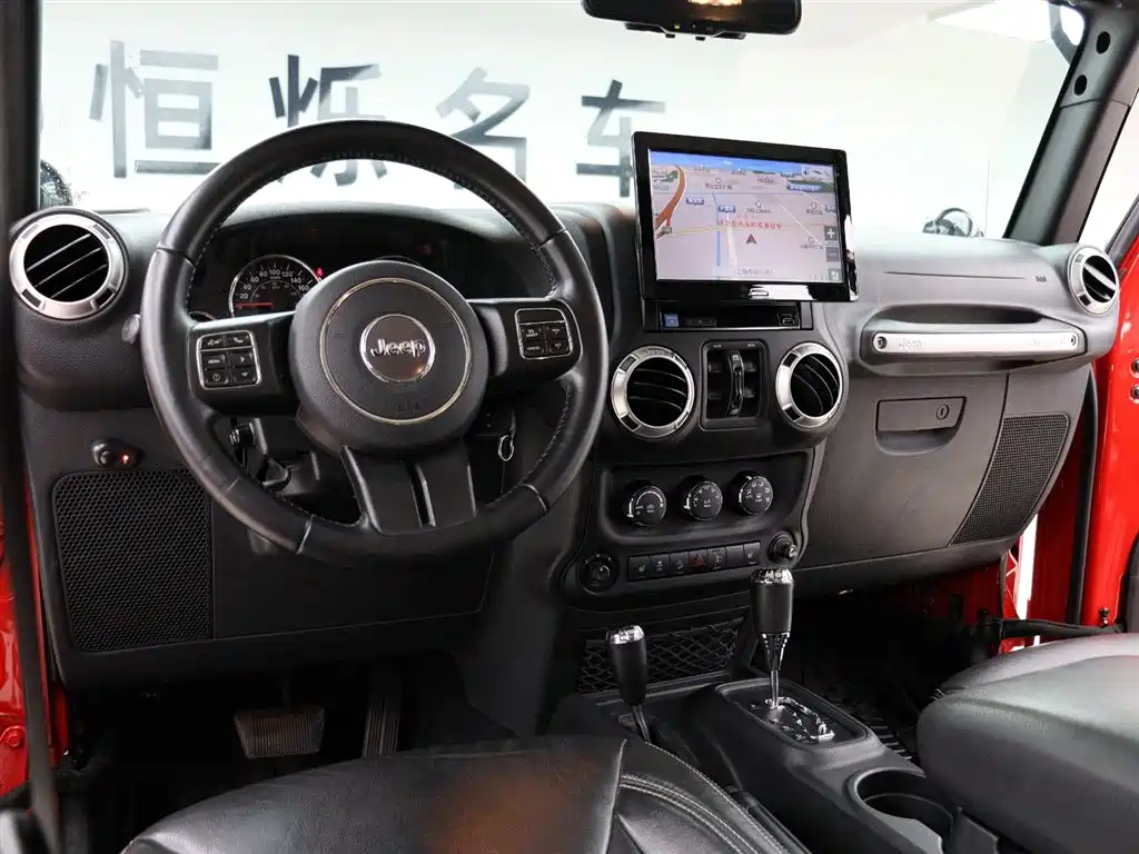 Wrangler 3.0 L Sahara 4-door Comfort Enjoyment