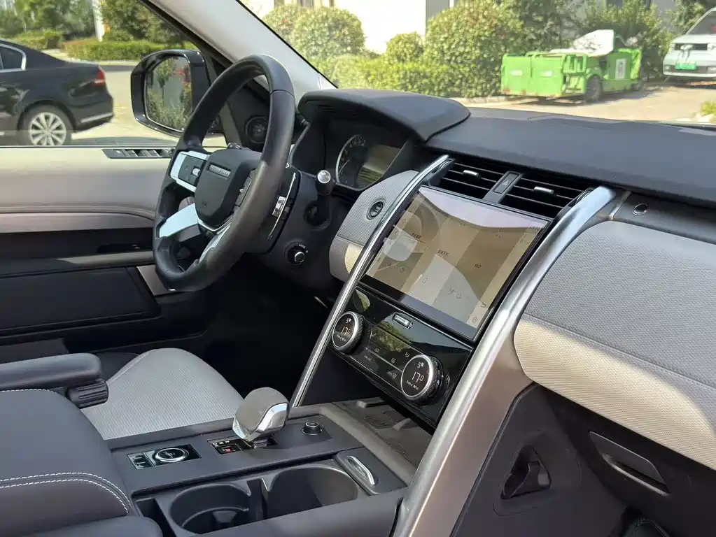 Discovery Facelift 360 PS R-Dynamic S