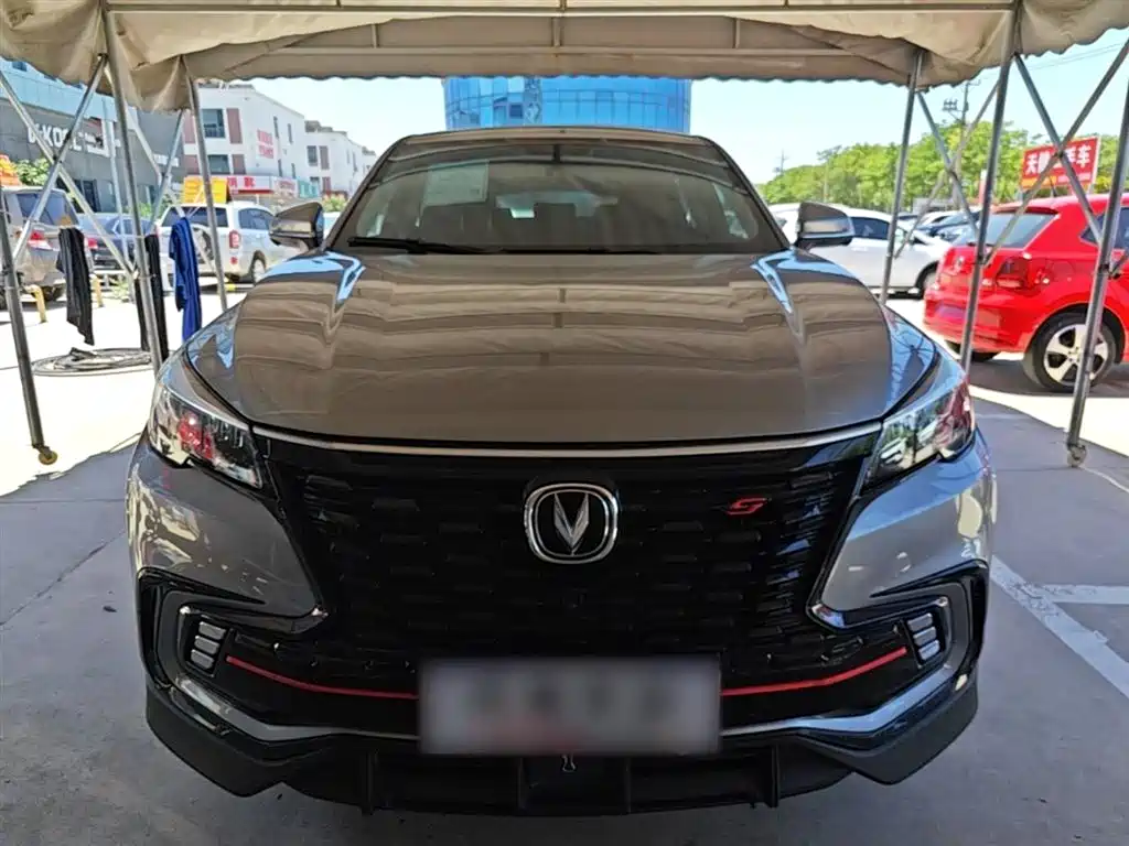 Changan CS85 Coupe 1.5 T DCT Luxury