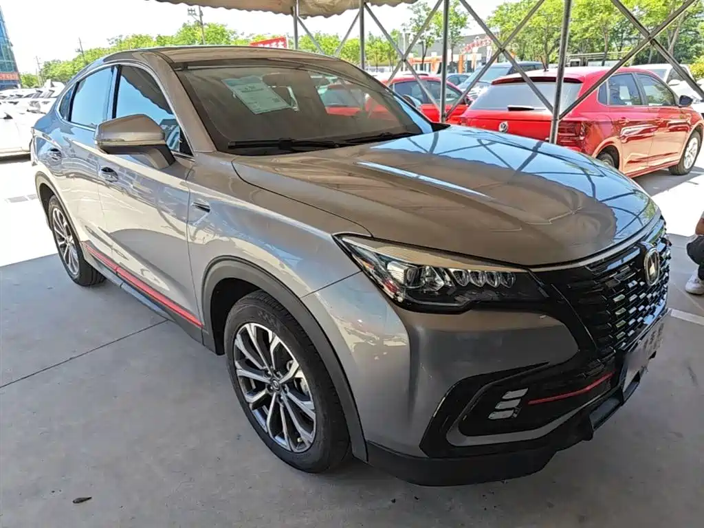 Changan CS85 Coupe 1.5 T DCT Luxury