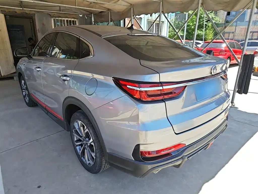 Changan CS85 Coupe 1.5 T DCT Luxury